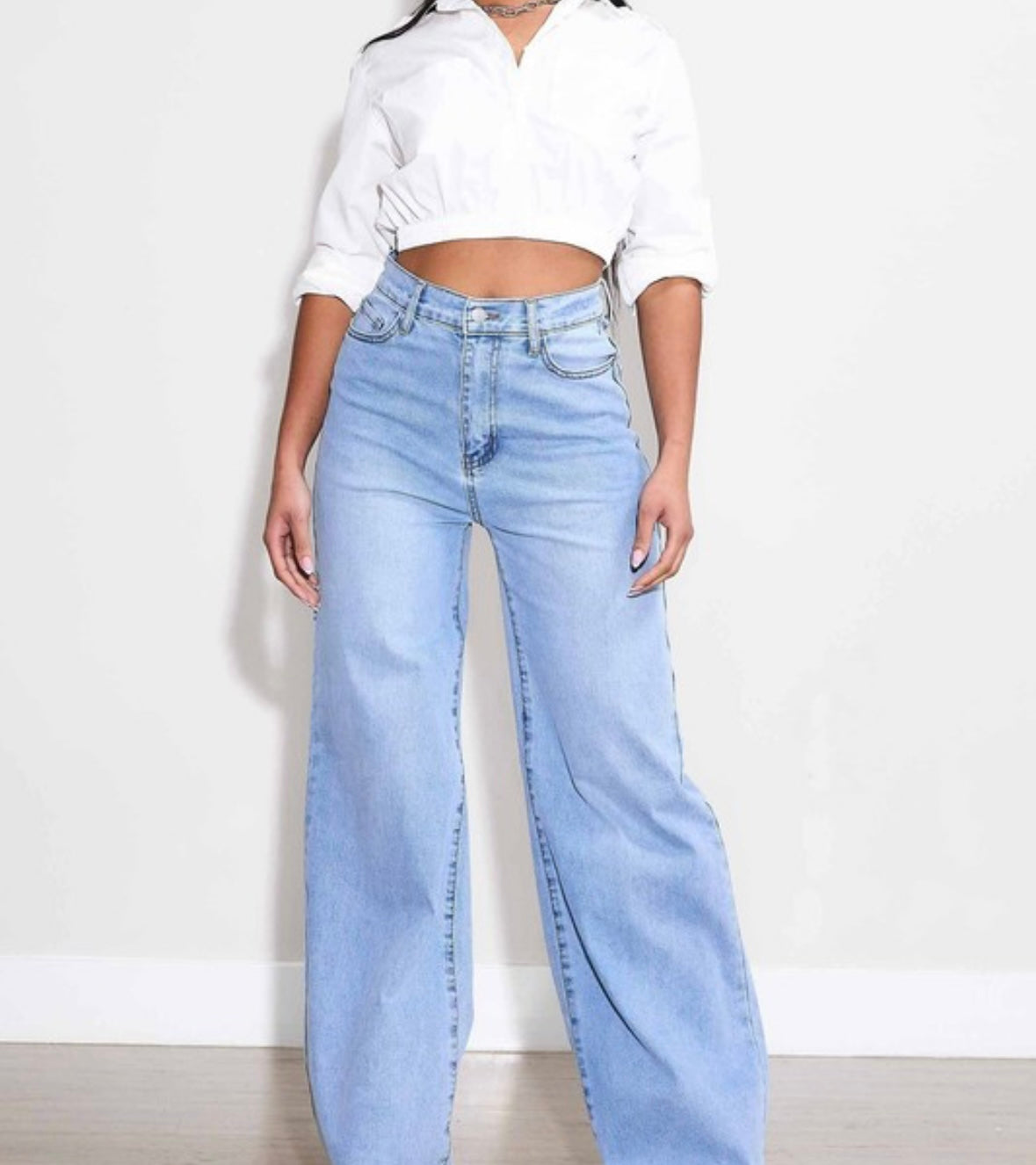 High-Rise Essential Wide Leg Jeans