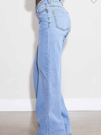 High-Rise Essential Wide Leg Jeans