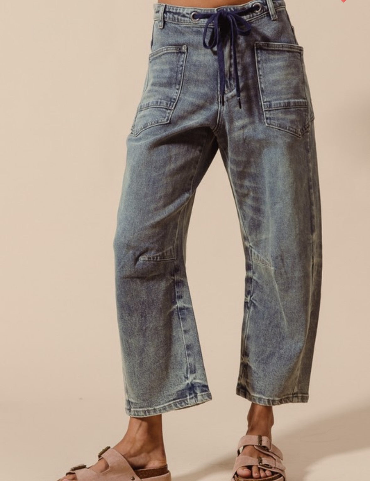 Mid Rise Washed Denim Barrel Jeans